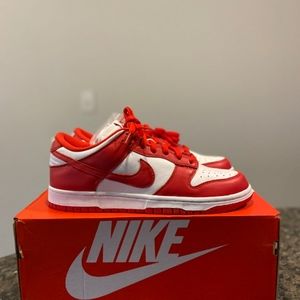 Dunks low (St John's)